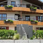 Appartement Eldorado - & *